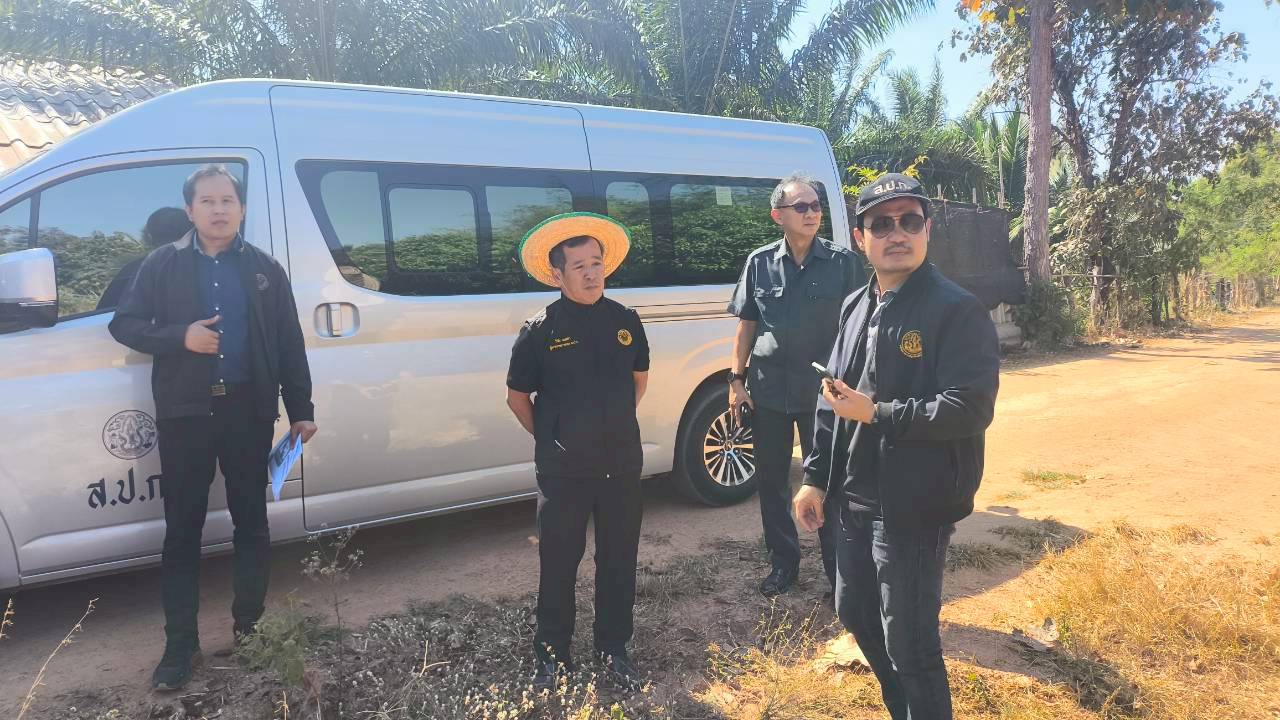 title - วันที่ 21 มกราคม 2569 นายวินัย เมฆดำ ผู้ตรวจราชการกรม ส.ป.ก. นายทินกร เพียภูเขียว ปฏิรูปที่ดินจังหวัดอุบลราชธานี และเจ้าหน้าที่ ส.ป.ก.อุบลราชธานี ร่วมประชุมติดตามแผนงาน ผลการดำเนินงาน ประจำปี พ.ศ.2569